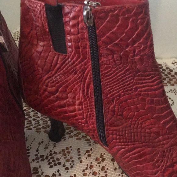 Da Firenze red leather 2” heeled boots size 39 - Picture 2 of 11